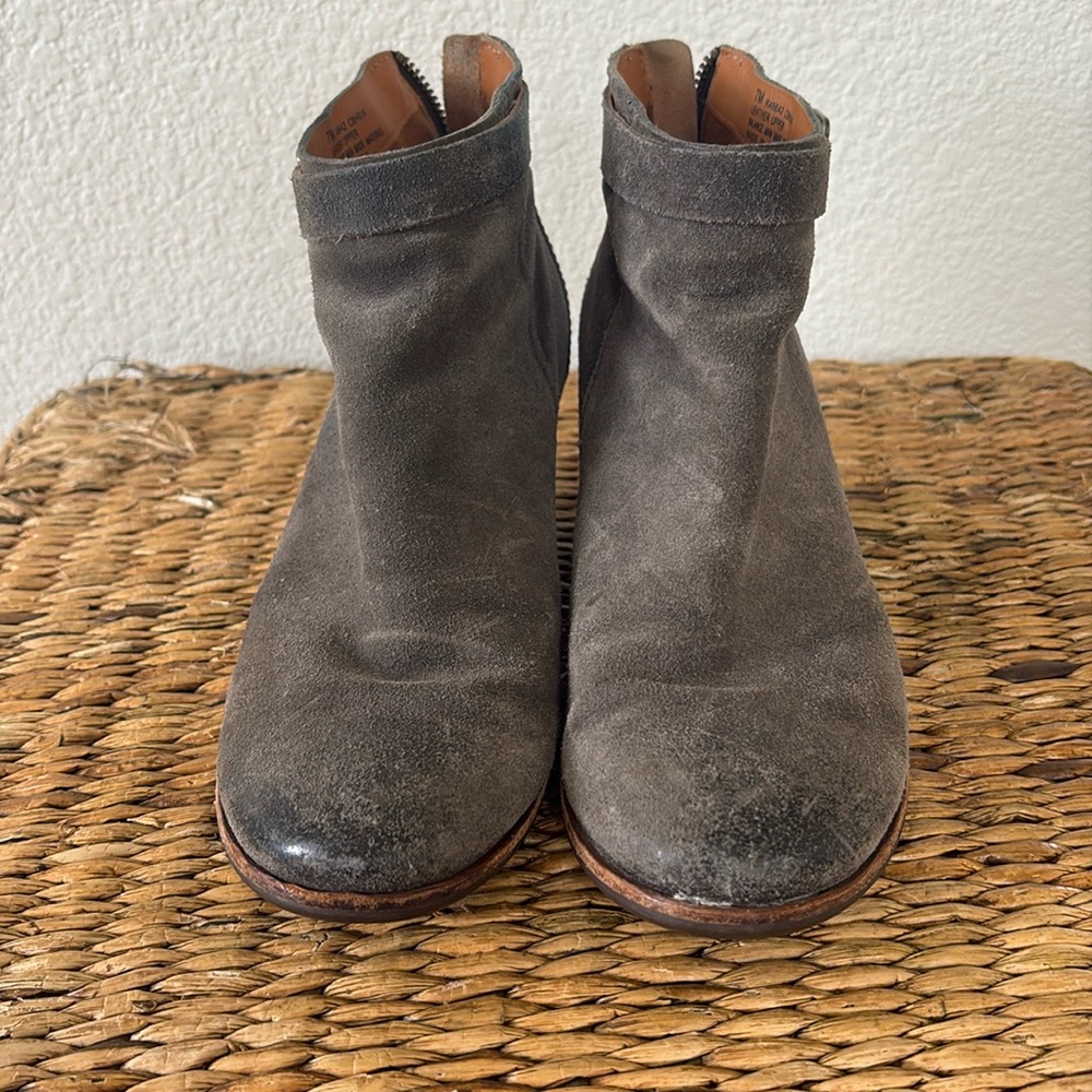 B4 Kork-Ease Womens Brown Leather Block Heels Ankle Boots K48642 Size 7